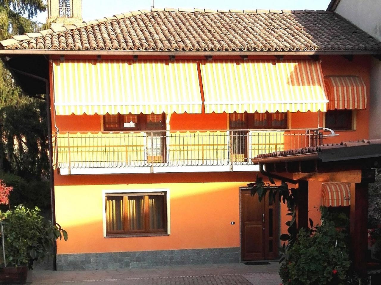 Casa Sammo Villa Piobesi d'Alba Eksteriør billede